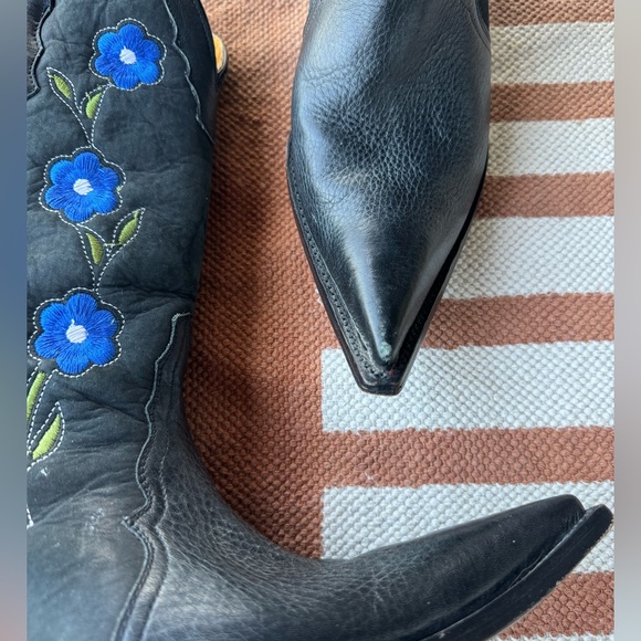 Vintage Black Needle-Toe Cowboy Boots w/ Blue Floral Embroidery - Picture 2 of 3